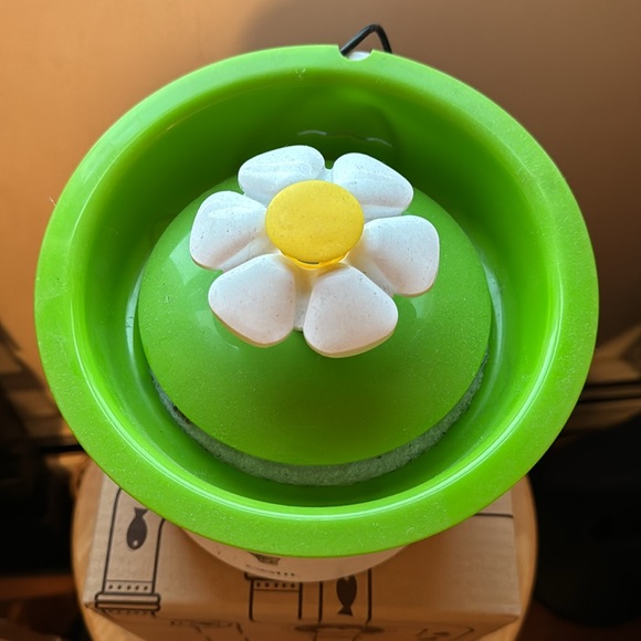 Catit flower fountain - Picture 2 of 10